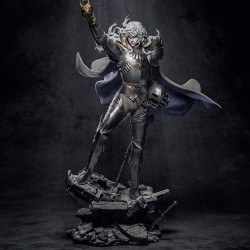 Chaque détail de l’armure raconte l’épopée de Berserk.