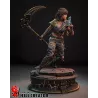 Profil de Sciel mettant en valeur la faux massive dans son dos et le halo arcane orné qui l'entoure.
