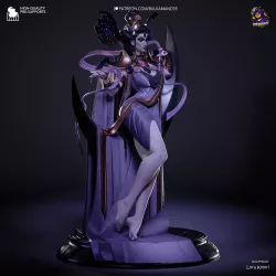 Détail du drapé de la robe et de la pose élégante de la figurine Nyx à peindre.