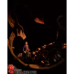 La chaleur du dragon brûle l'air. Les pièces d'or scintillent sous ses griffes. Et pourtant, le hobbit avance.