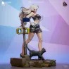 Pose dynamique, socle narratif et finition premium : Black Cat fait sensation.