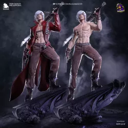 La figurine vous sera livrée en deux versions. A vous de choisir la tenue