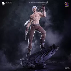 Le charisme légendaire de Dante capturé dans une statue de collection.