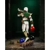 Entre élégance sombre et domination absolue, cette figurine capture toute la menace du personnage.