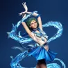 Une pose élégante qui met en valeur toute la grâce du personnage.