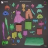 Vue éclatée de la figurine et de ses accessoires,