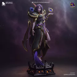Figurine Xal’atath vue de trois quarts