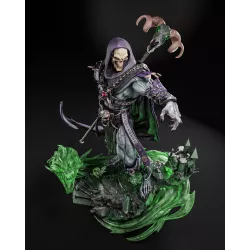 Plus qu’une figurine : une véritable scène de collection où chaque détail raconte la soif de pouvoir de Skeletor.