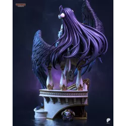 Vue arrière mettant en valeur l'envergure spectaculaire des ailes de démon et la chevelure ondulante d'Albedo,