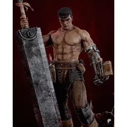 Version torse nu de Guts, révélant sa musculature marquée par les cicatrices et son redoutable bras artificiel.