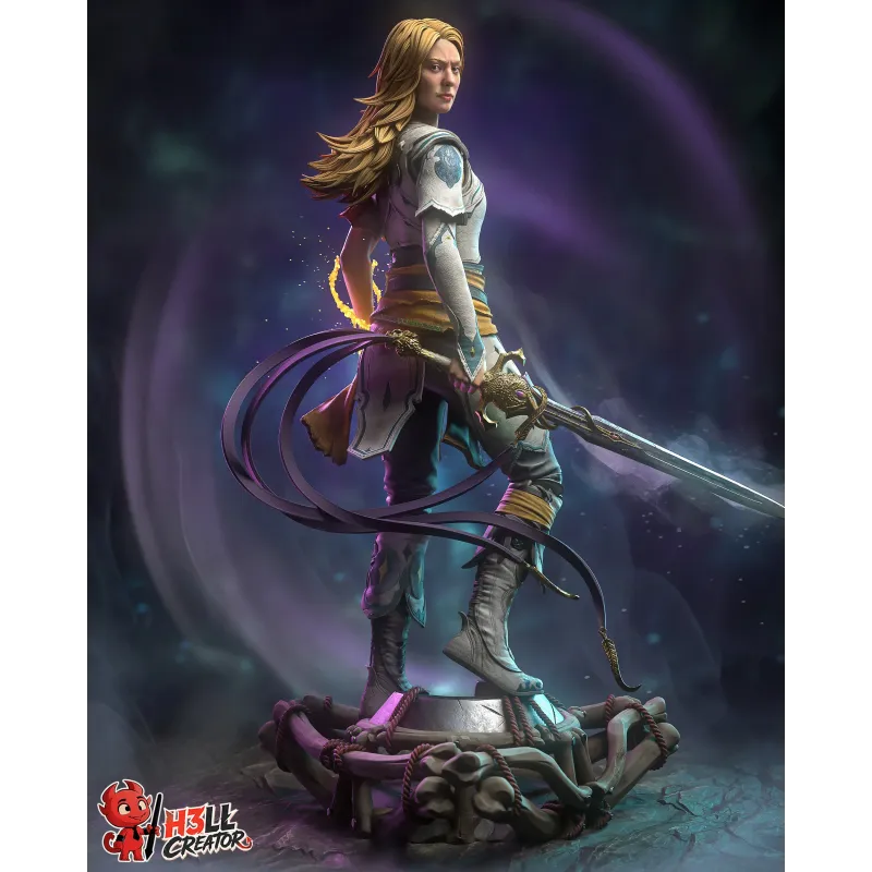 Figurine de Faye / Laufey inspirée de God of War, présentée de trois-quarts arrière