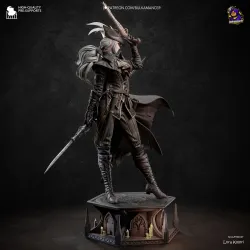 Lady Maria de la Tour de l'Horloge Astrale se montre un personnage majeur du jeu vidéo Bloodborne.