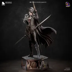 Le socle de la figurine à peindre s'avère riche en détails