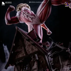 Zoom sur l'anatomie musculaire écorchée de ce modèle sculpté par Alex Gra