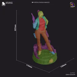 Dimensions officielles de la figurine Claire Redfield de Bulkamancer : 237 mm de hauteur sur un socle de 119 x 120 mm.