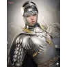 Statue collector Griffith Berserk de trois quarts avec armure et cape Tanuki Figures.