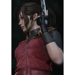 Claire Redfield en plein cœur de l'enfer urbain